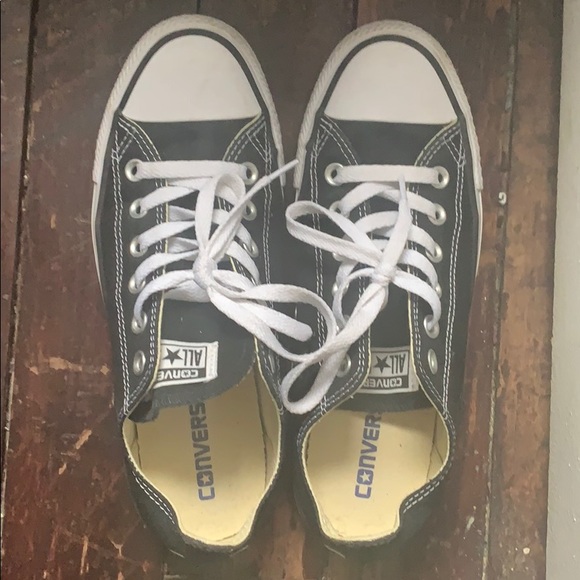 Converse Shoes - Black Low Top Converse